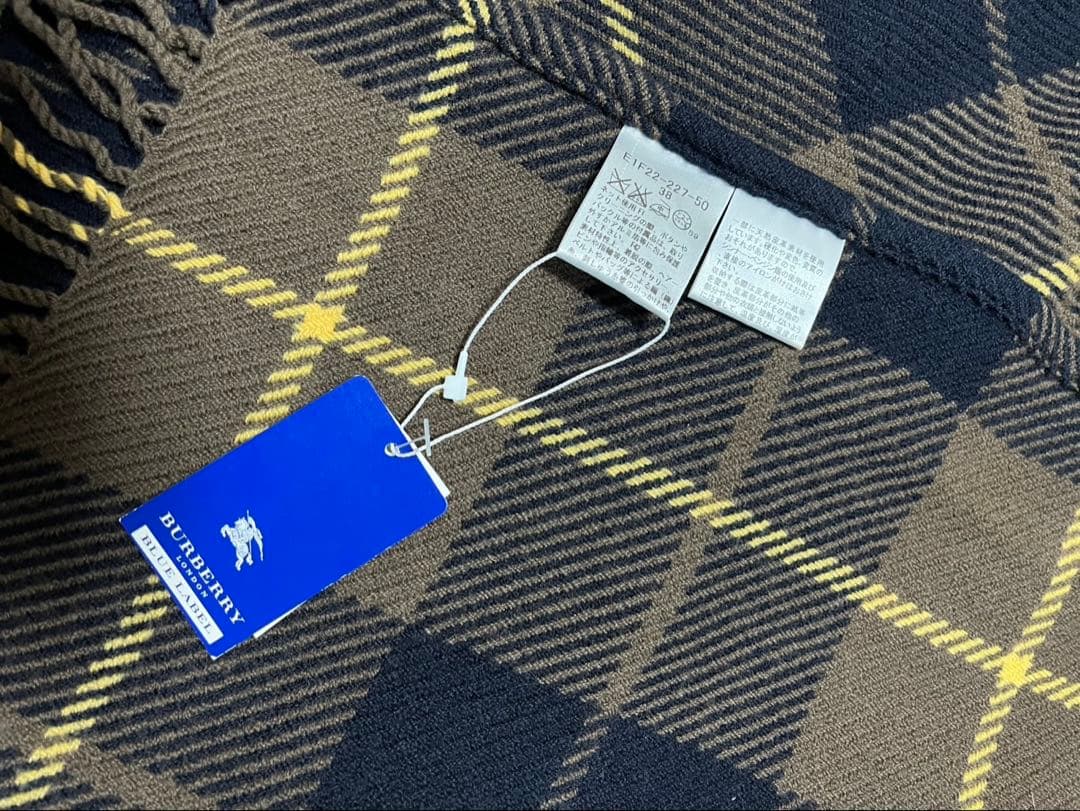 BURBERRY BLUE LABEL 大判ストール ポンチョ ノバチェック