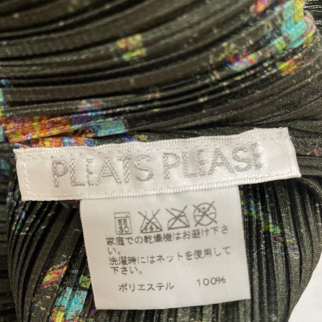 プリーツプリーズ スポーツ柄　ノースリーブチュニック　サイズ4 総柄