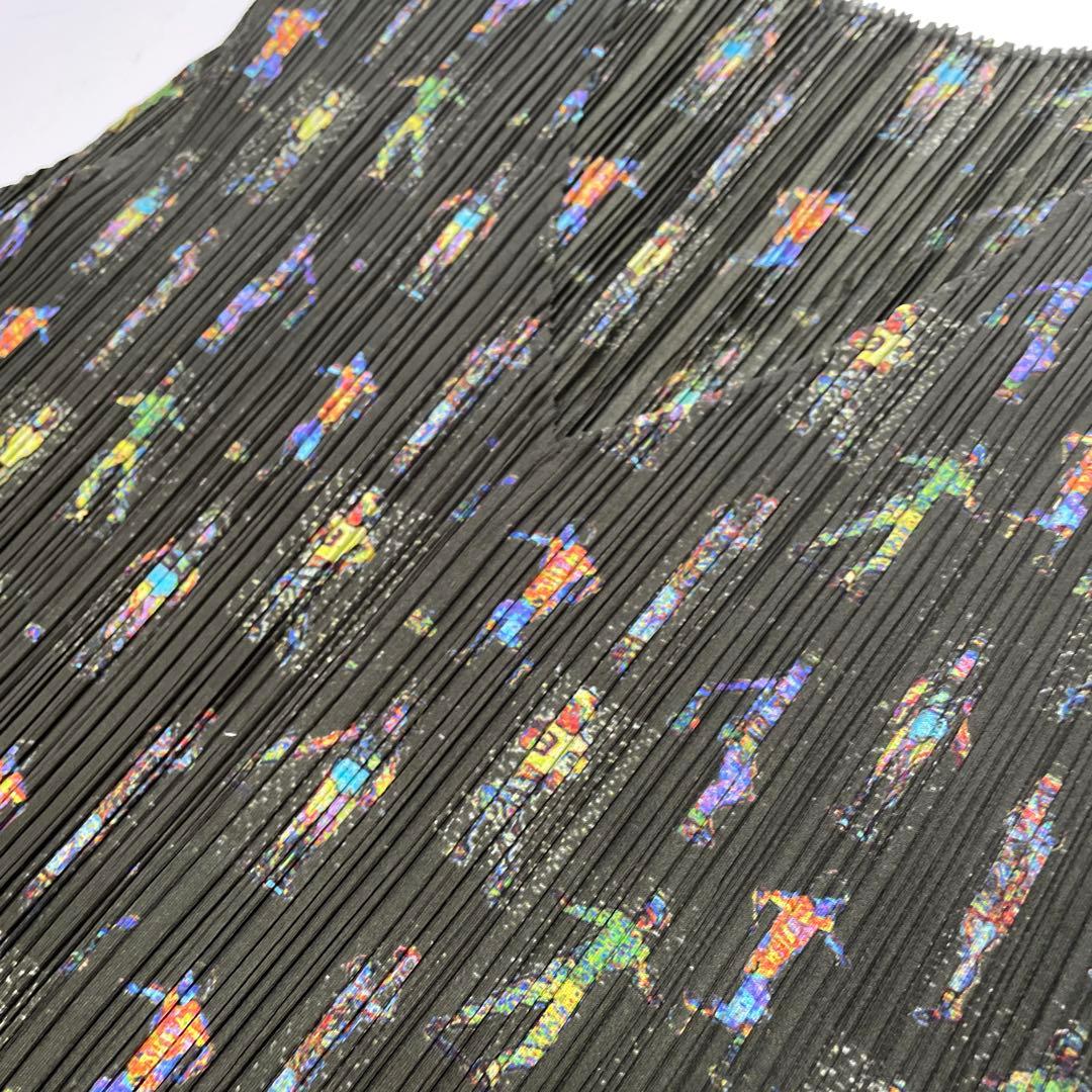 プリーツプリーズ スポーツ柄　ノースリーブチュニック　サイズ4 総柄