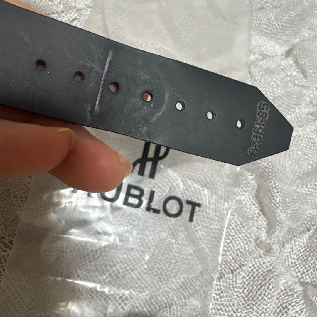 ゆ*か様 HUBLOT ウブロ　 ブラック ラバーベルト