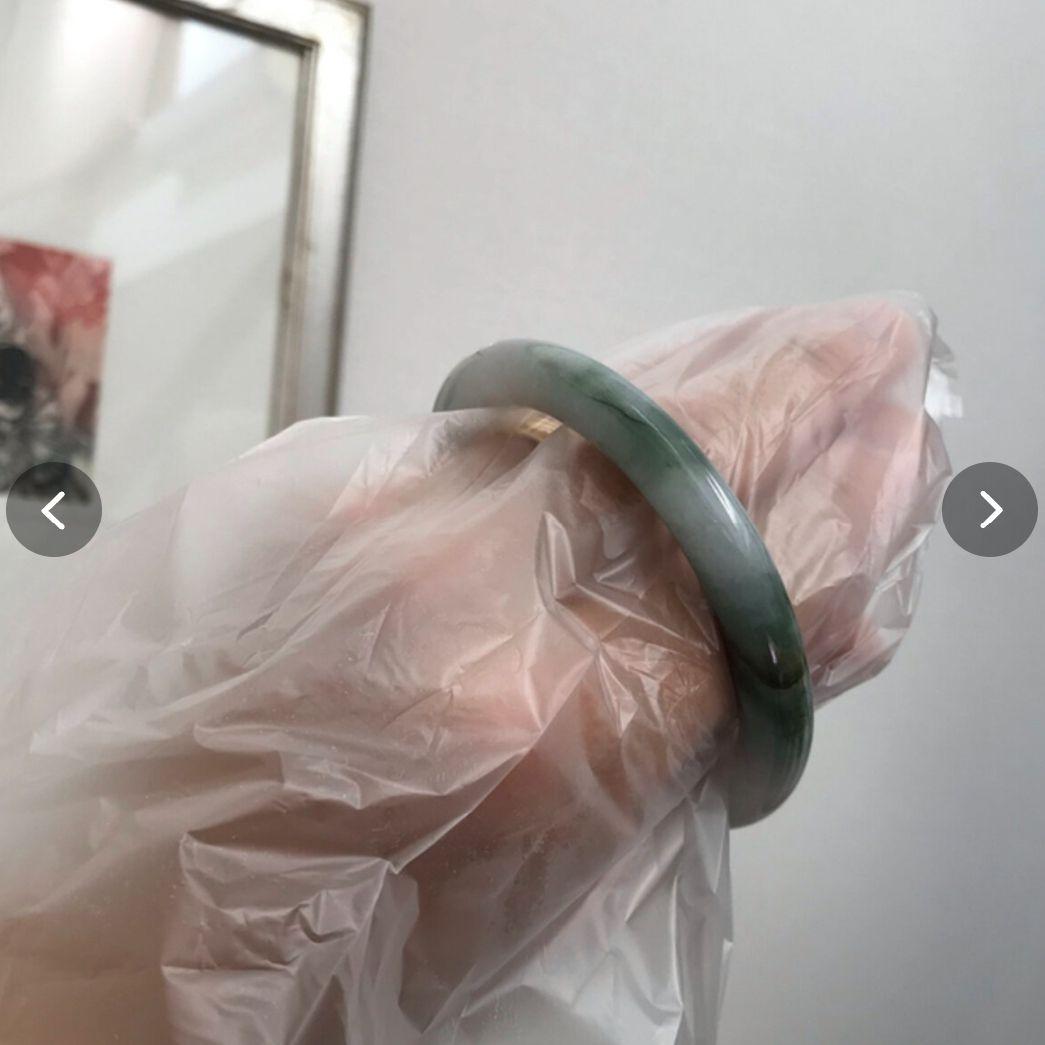 ミャンマー産　本翡翠　A貨　ホワイト　浅緑　花柄　漂花　バングル　H-0010