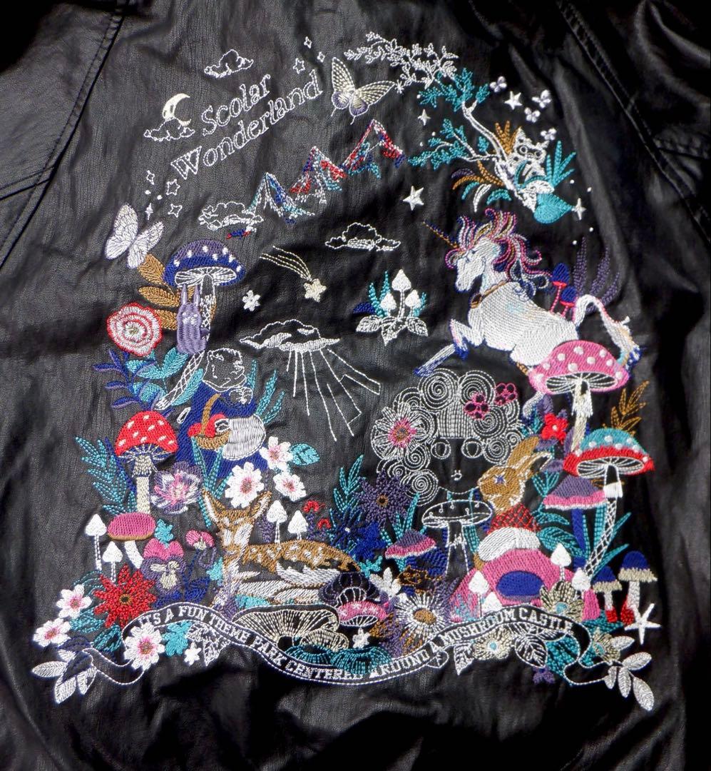 ＊新品タグ付 スカラー　153635：スカラーとキノコ刺繍 合皮ブルゾン