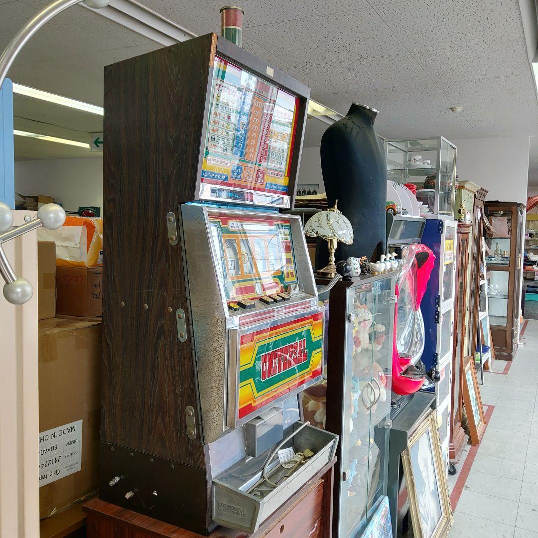 vintage UNIVERSAL スロットマシン TAITO当時物 屋内用