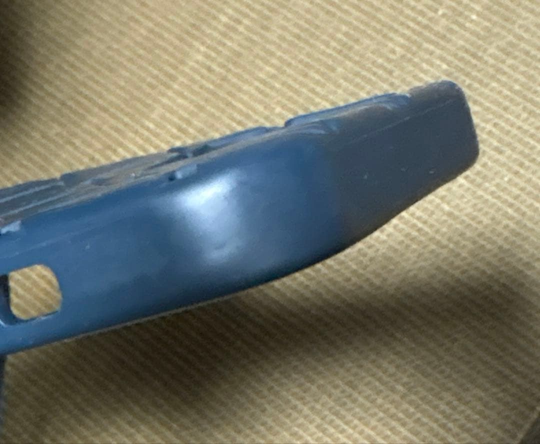 BOTTEGA VENETA iPhone13Pro Max シリコンケース 紺