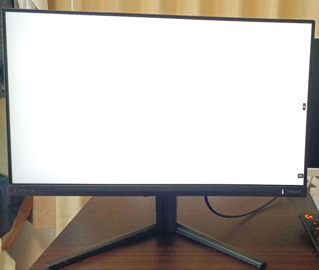 PHILIPS EVNIA ゲーミングモニター 23.8インチ/180Hz