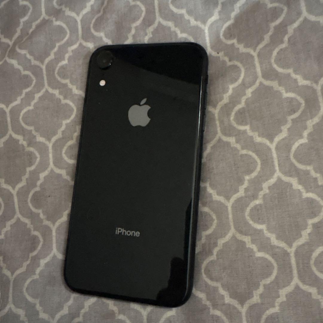 猫*様 iPhone XR 本体　ブラック 美品 256GB SIMロック無し