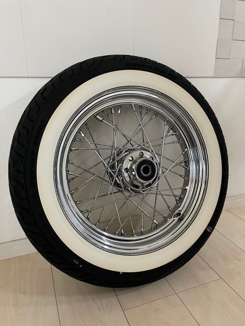 ハーレーソフテール純正ホイール ホワイトウォール