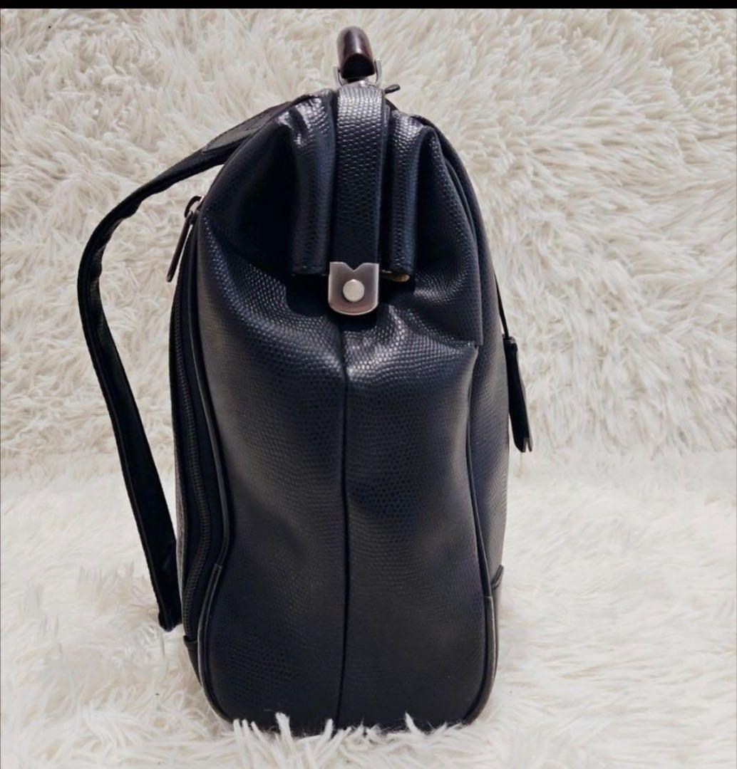 美品 YOUTA ヨータ 豊岡鞄 ダレスバックリュック 横型 2way 黒 鍵付