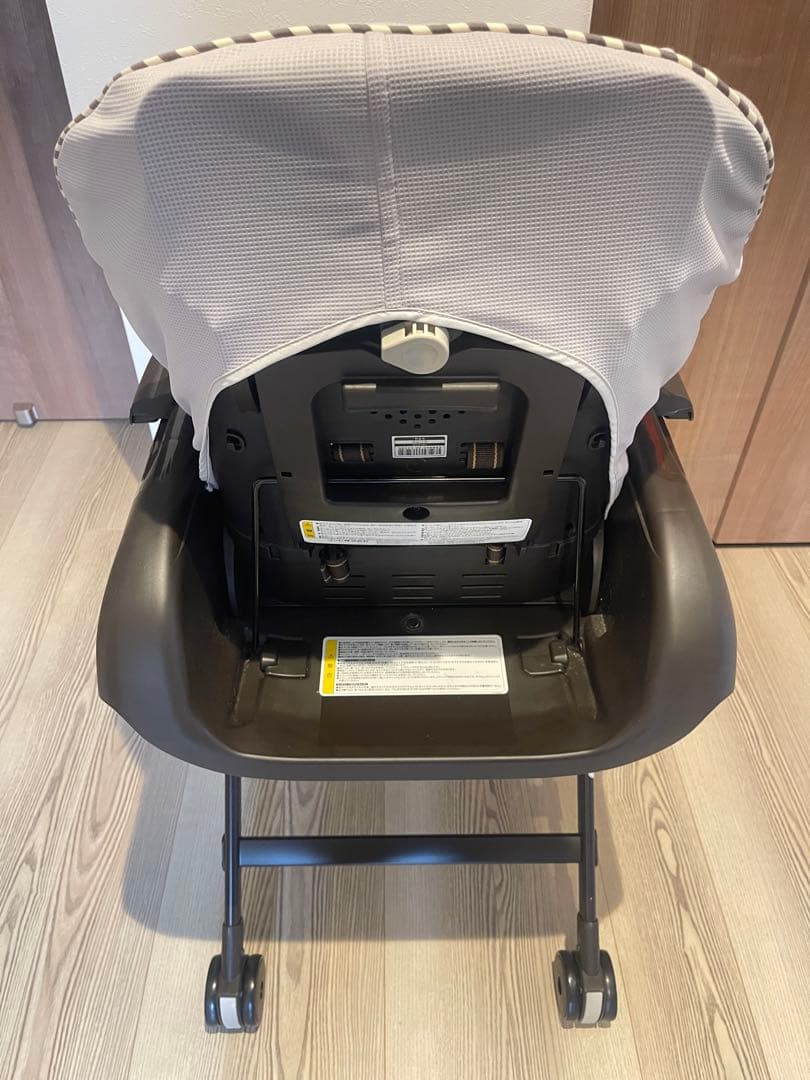 コンビ　ネムリラ　手動　ハイローチェア　スウィングベッド&チェア