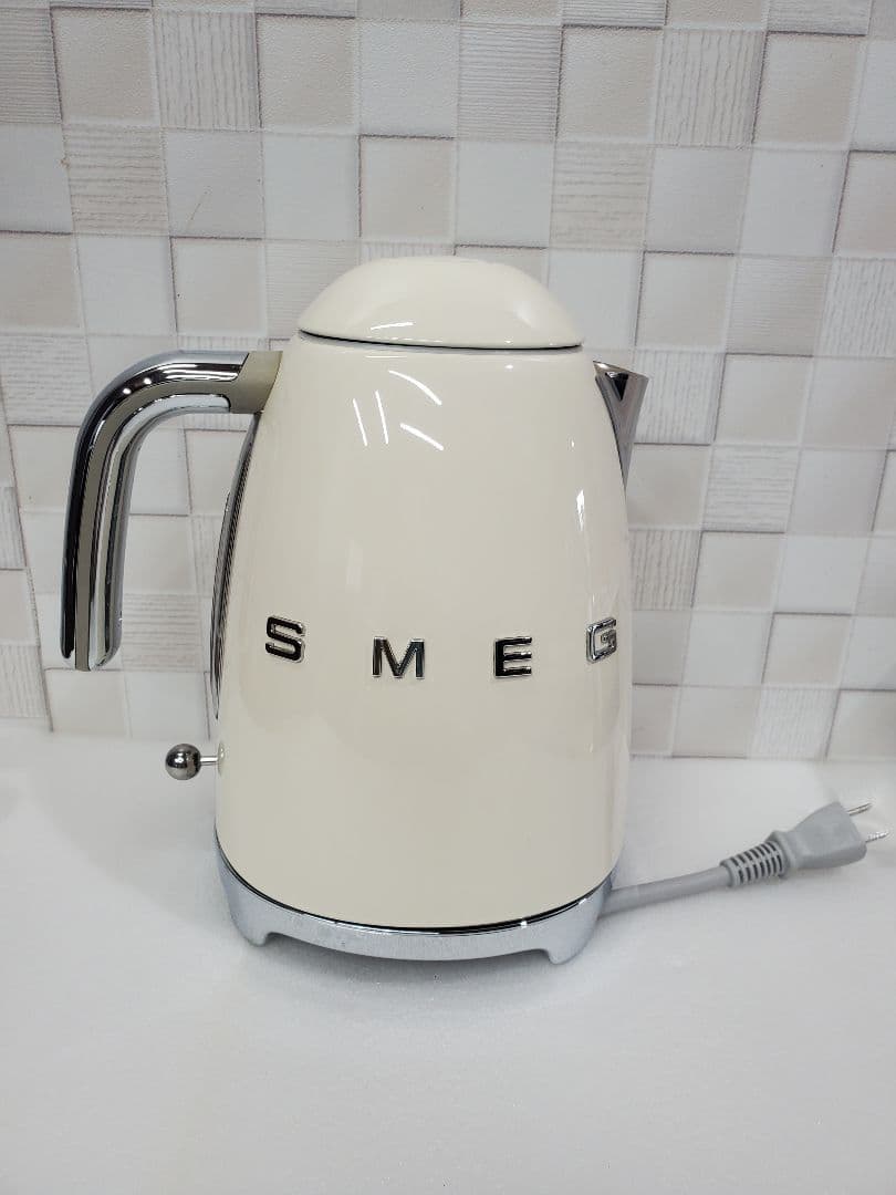 SMEG スメッグ ケトル(マットホワイト)