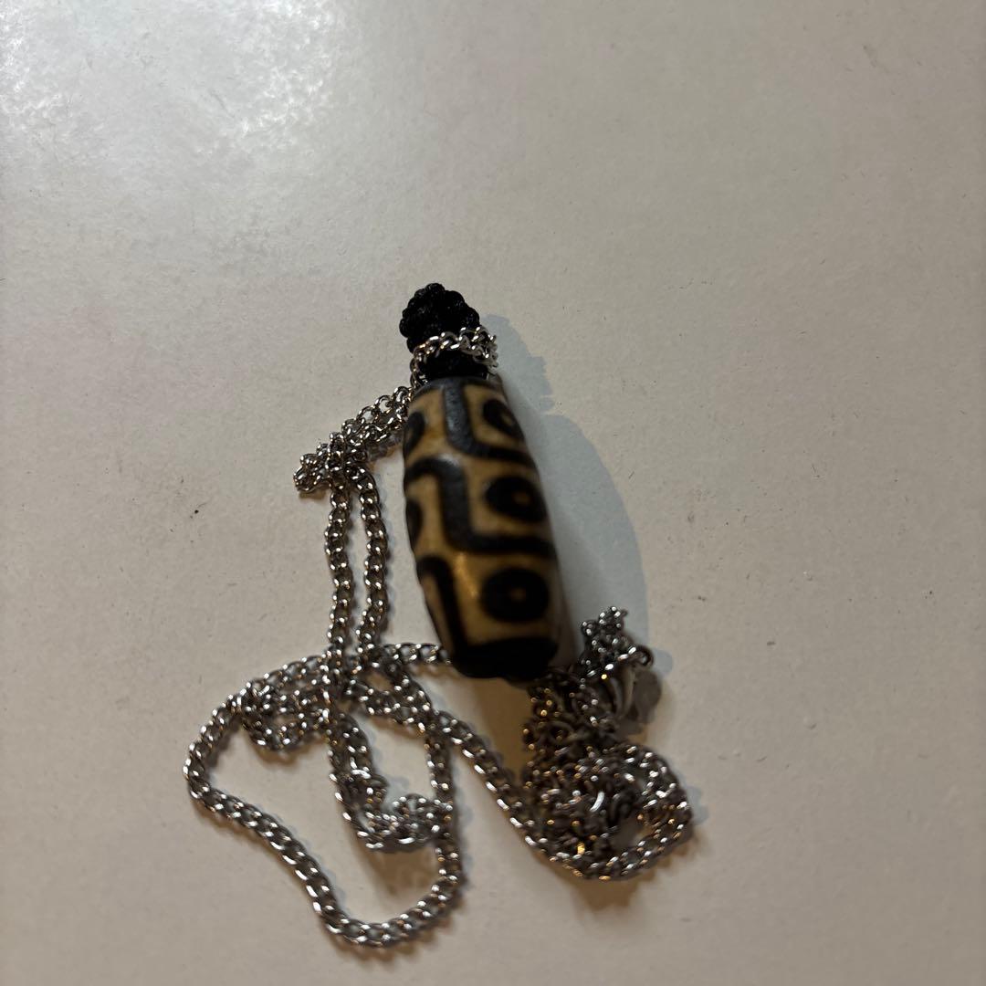 チベット　九眼白天珠！すごい強そう！