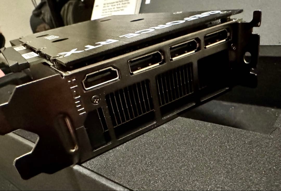 グラフィックボード・グラボ・ビデオカード PNY GeForce RTX 4060 Ti 16GB