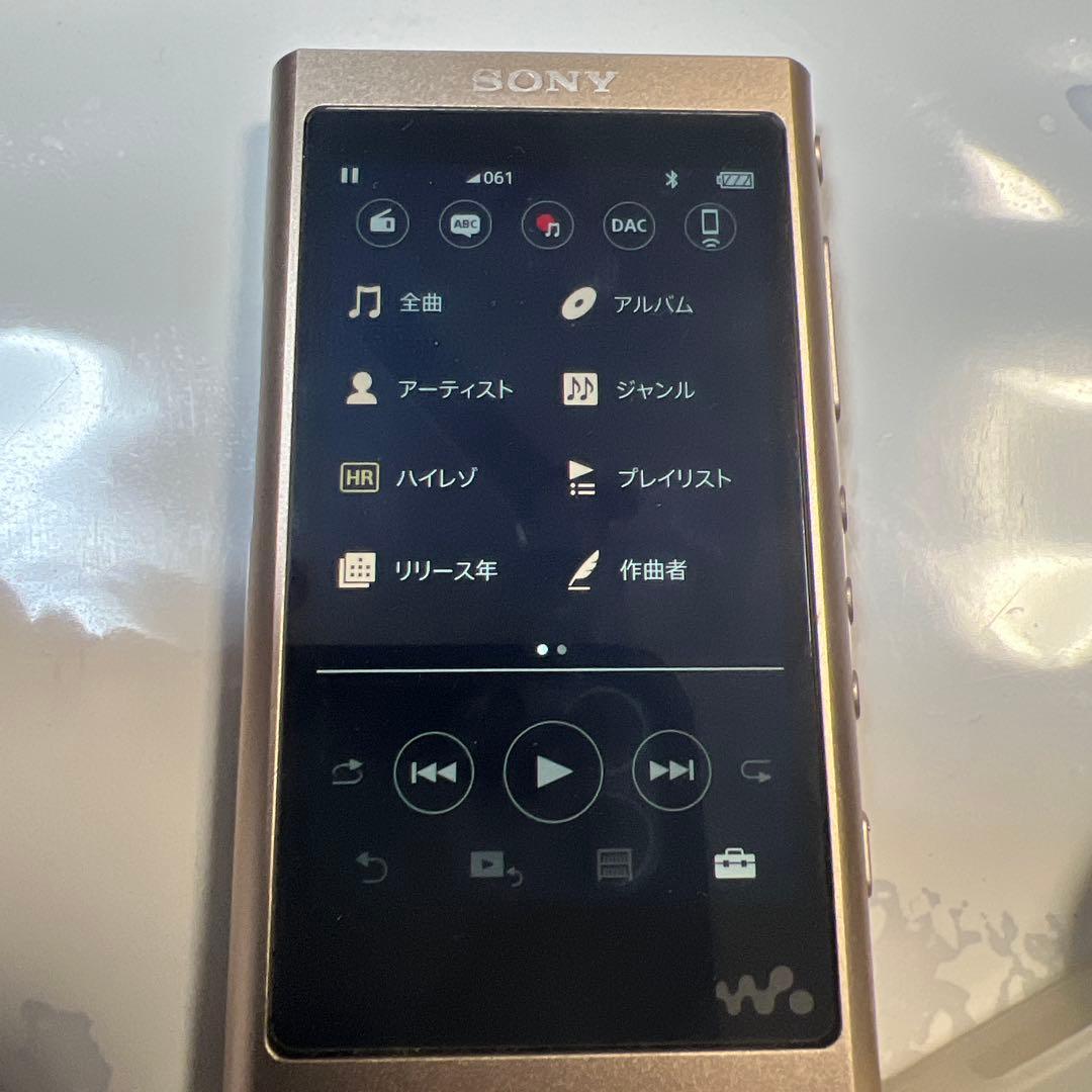 ウ*ュ様 SONY NW-A55　WALKMAN　ウォークマン　ゴールド　16G