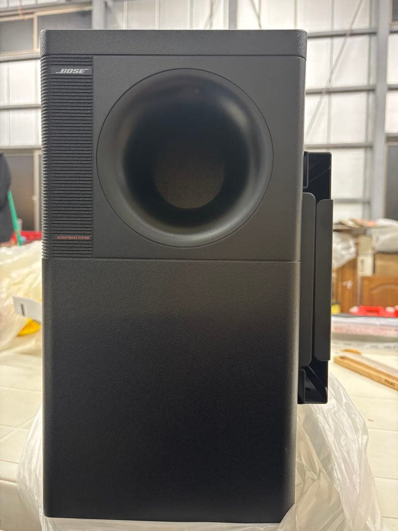 BoseFreeSpace3Series Acoustimassベースモジュール