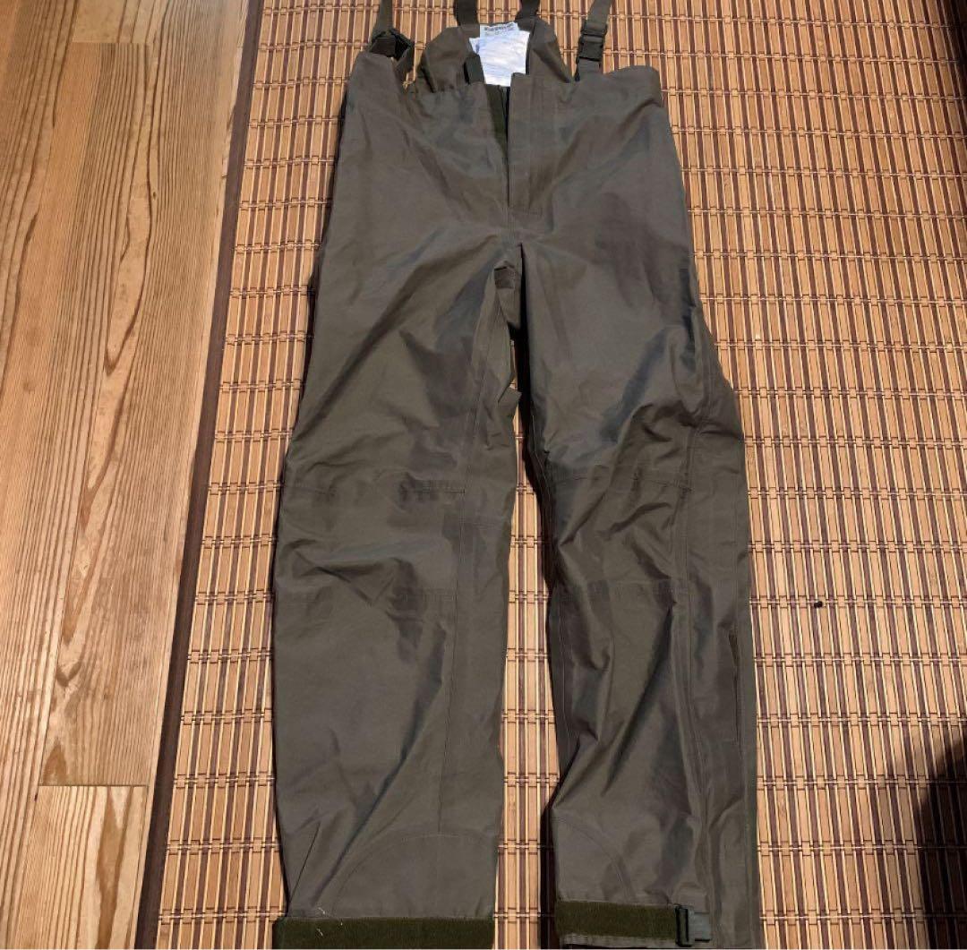 希少 オーストリア軍 ゴアテックスパンツ