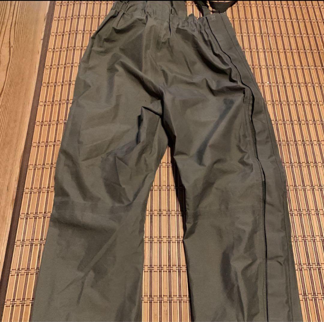 希少 オーストリア軍 ゴアテックスパンツ