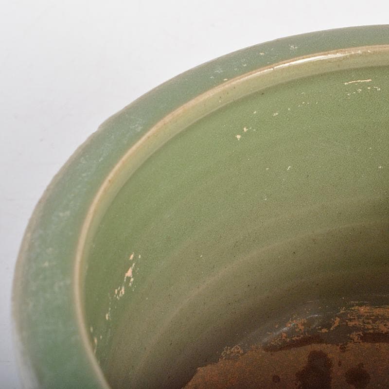 中国　龍泉窯青磁　刻線文三足香炉　C　R6715E