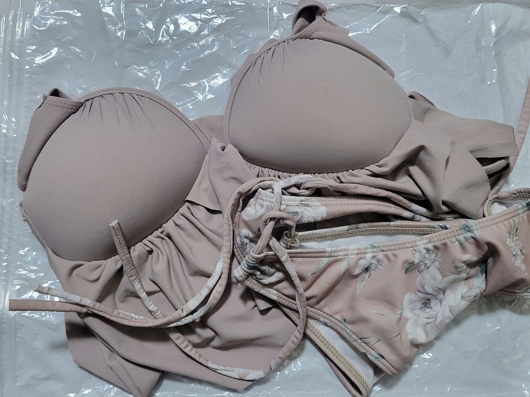 sugar nine セパレート　ショルダー　フリル　ビキニ