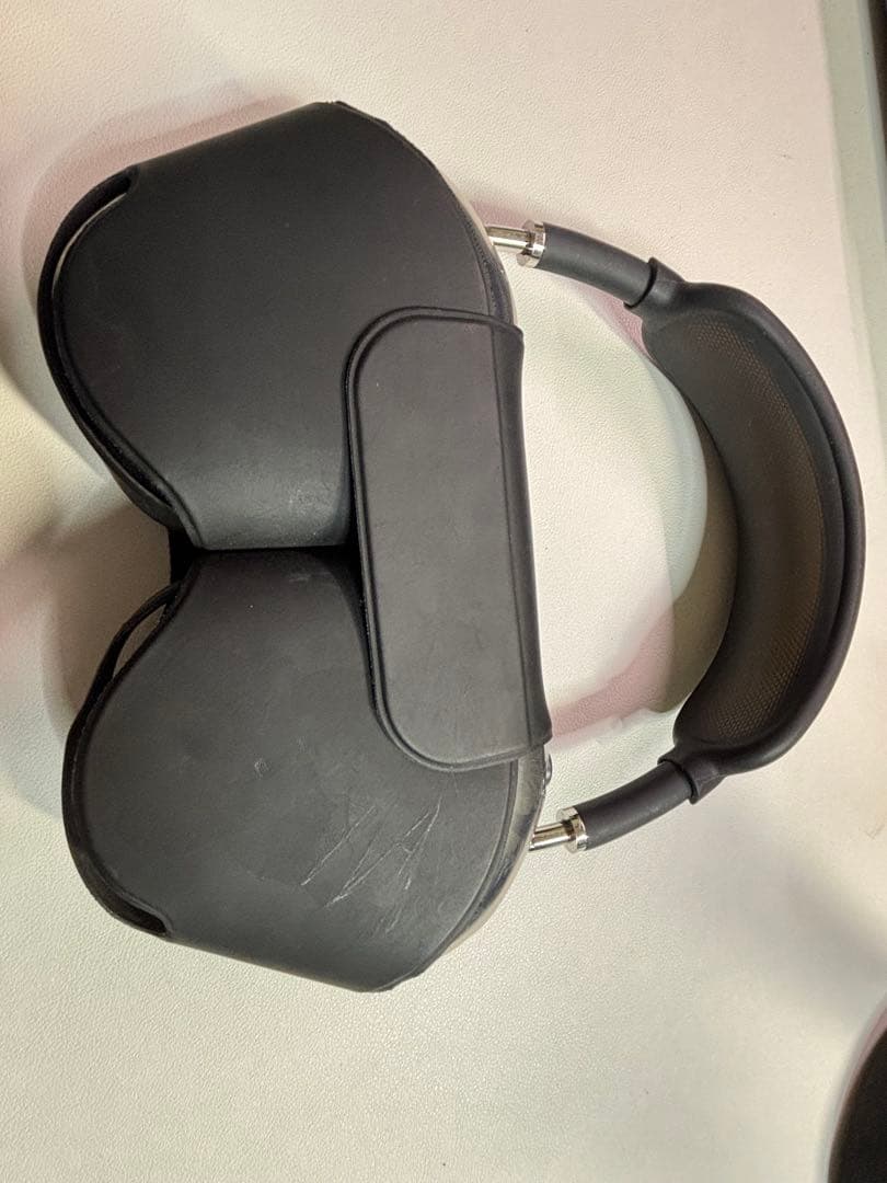 【lia】Airpods Max ブラック