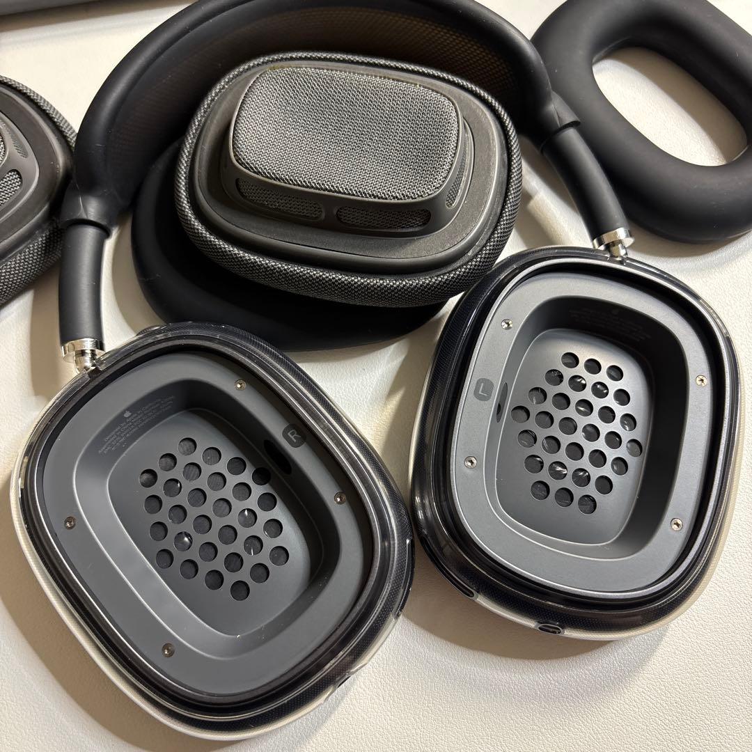 【lia】Airpods Max ブラック