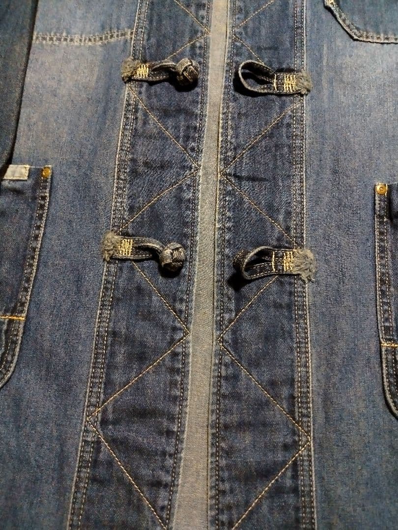 サクです。チャイナボタン デニムコート パッチワーク ビンテージ