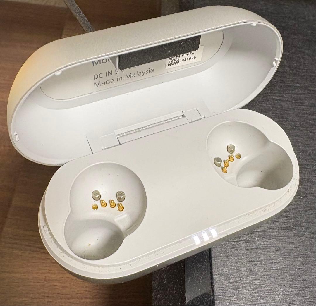 ワイヤレスイヤホン　Technics EAH-AZ70W