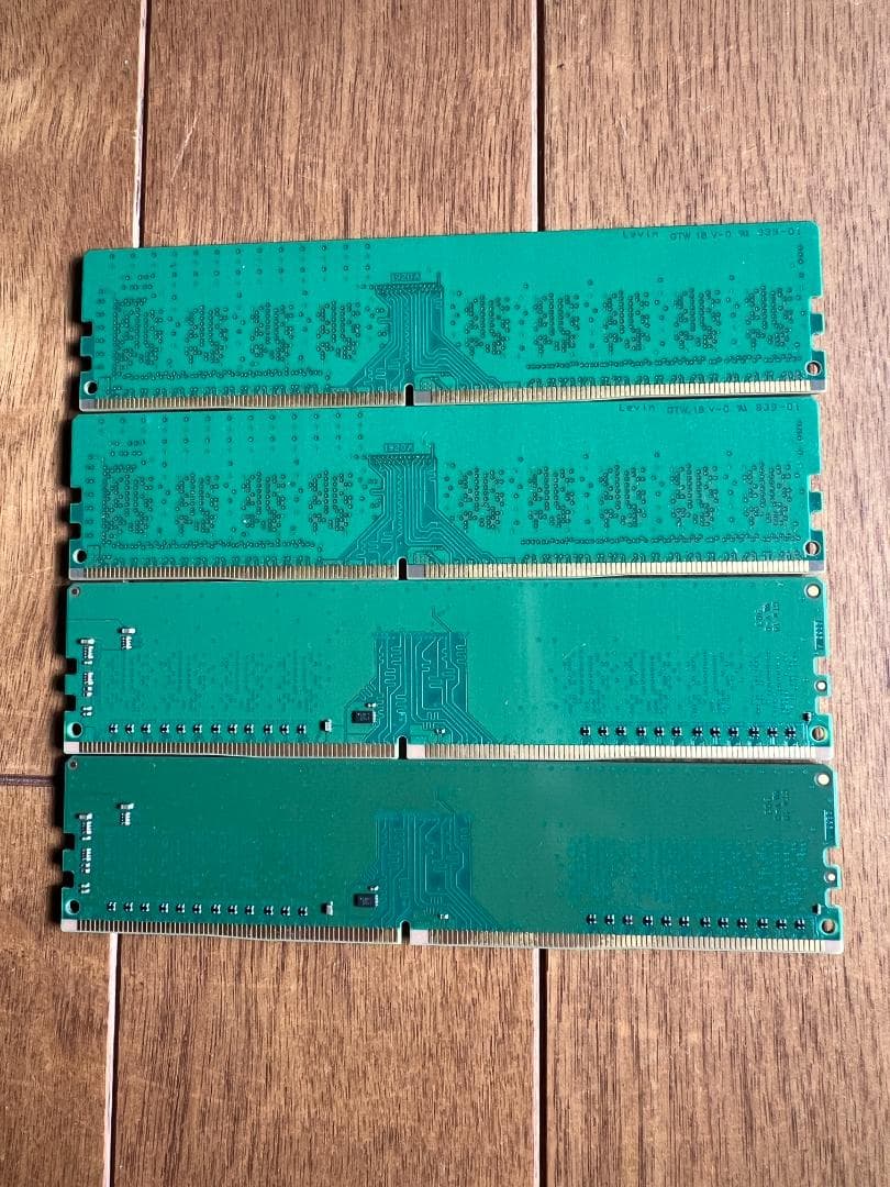 Crucial DDR4-2666 32GB(8GBx4) 4枚組 メモリー