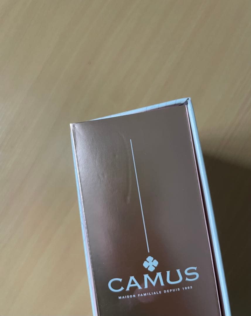 ブランデー CAMUS Borderies XO 700ml 40%