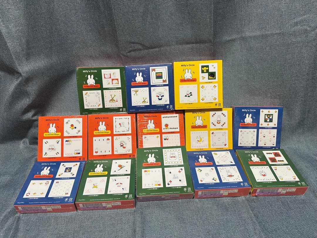 新品未使用。ミッフィー ガーゼ、ハンカチ100枚セット