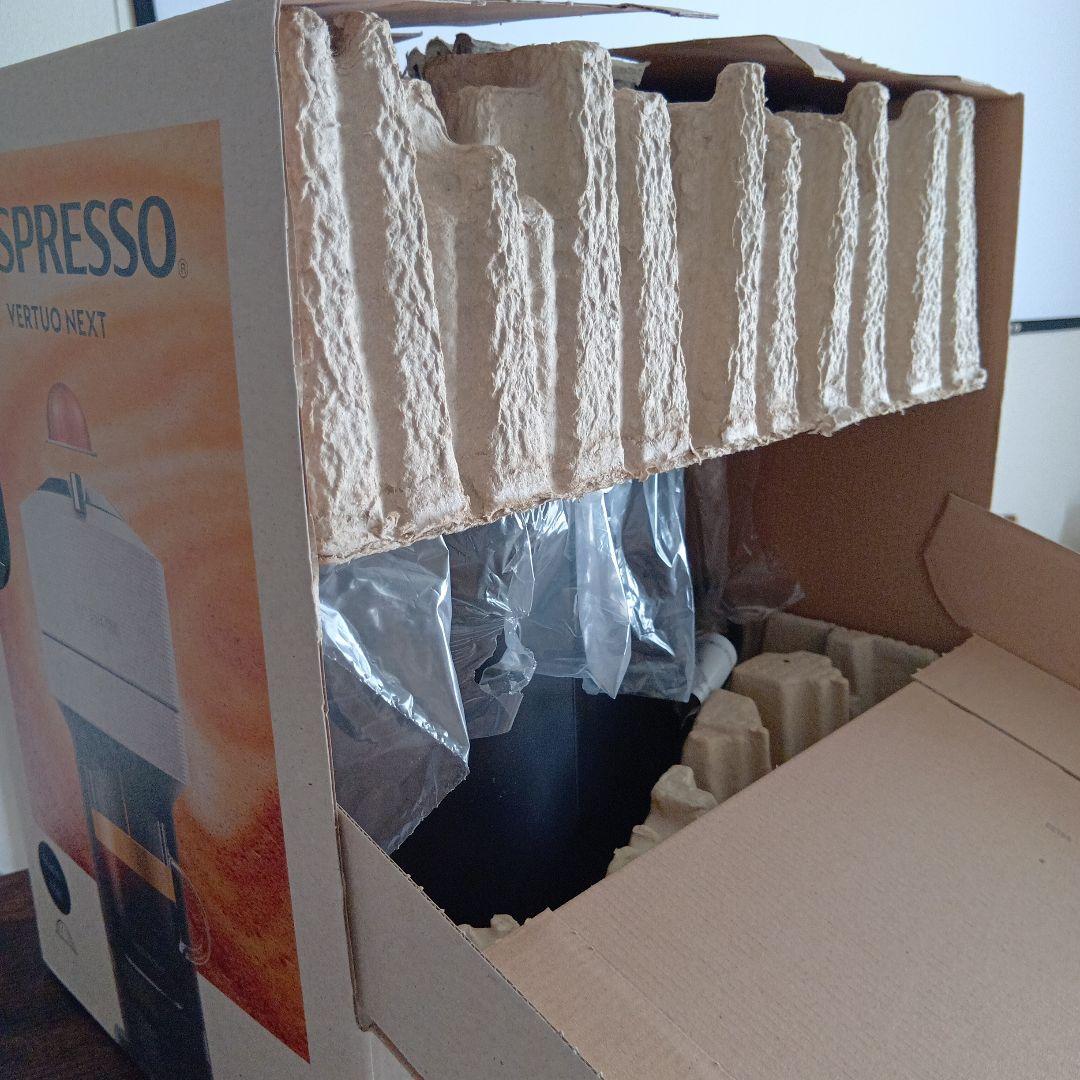 Nespresso Vertuo Next コーヒーメーカー