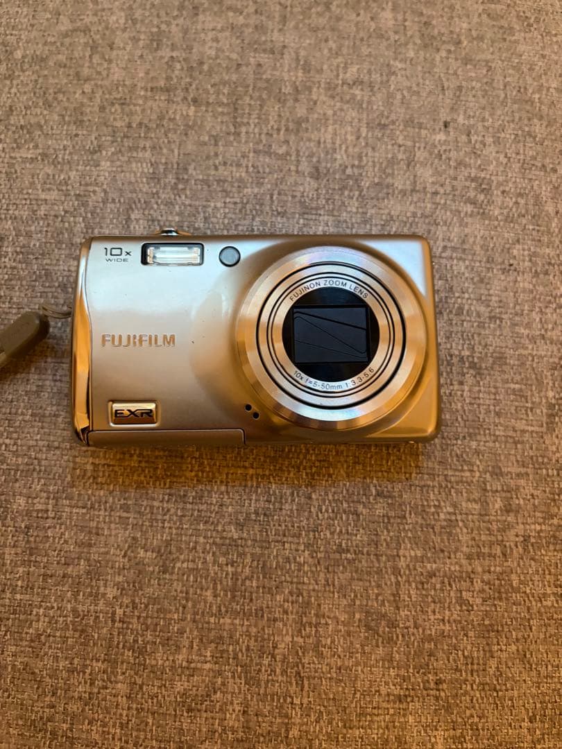 コンパクトデジタルカメラ FinePix F70EXR