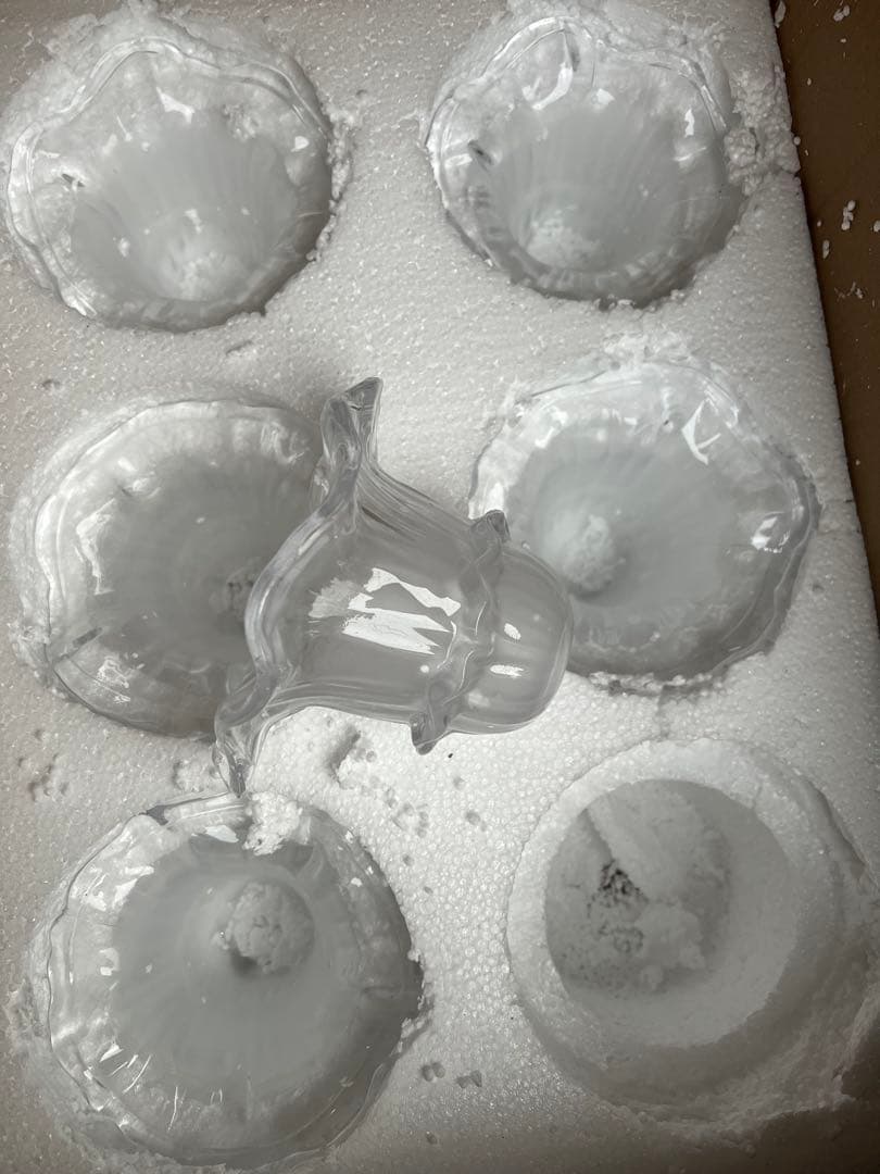 み*ん様 ゴールドクリアシャンデリア 6灯