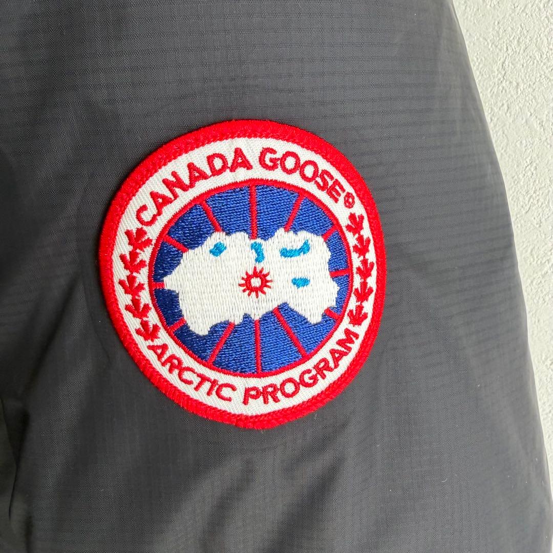 【美品✨希少】カナダグース　マウンテニアジャケット　ダウン　黒　M相当　ダウン