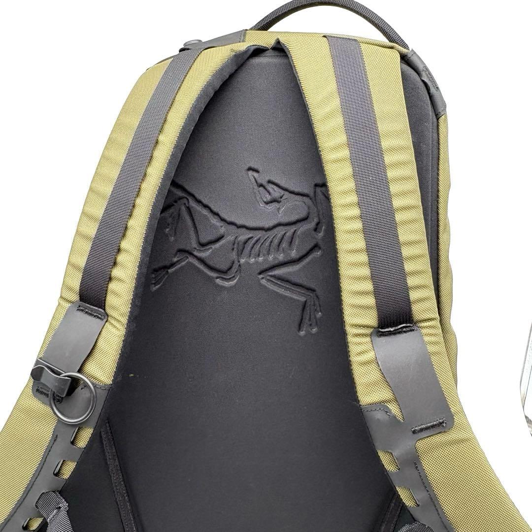 【希少カラー】アークテリクス⭐️アロー16⭐️リュック⭐️バックパック⭐️カーキ