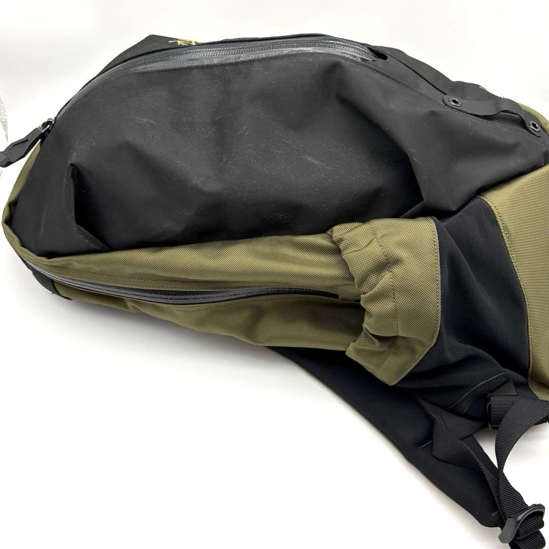 【希少カラー】アークテリクス⭐️アロー16⭐️リュック⭐️バックパック⭐️カーキ