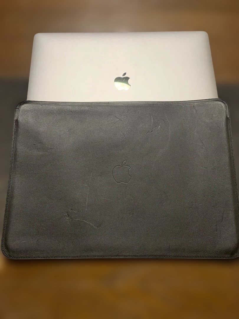 MacBook Pro 2018 15インチ i9 32GB 1TB