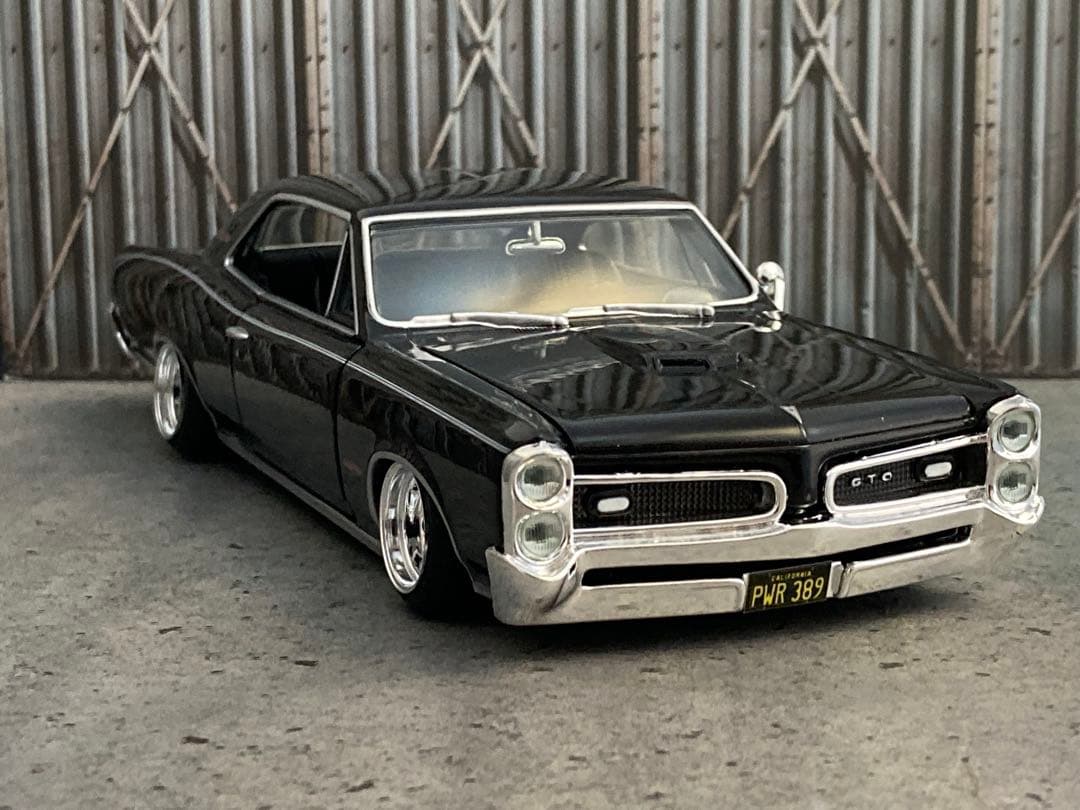 1/24 1966年型ポンティアックGTO（カスタム品）
