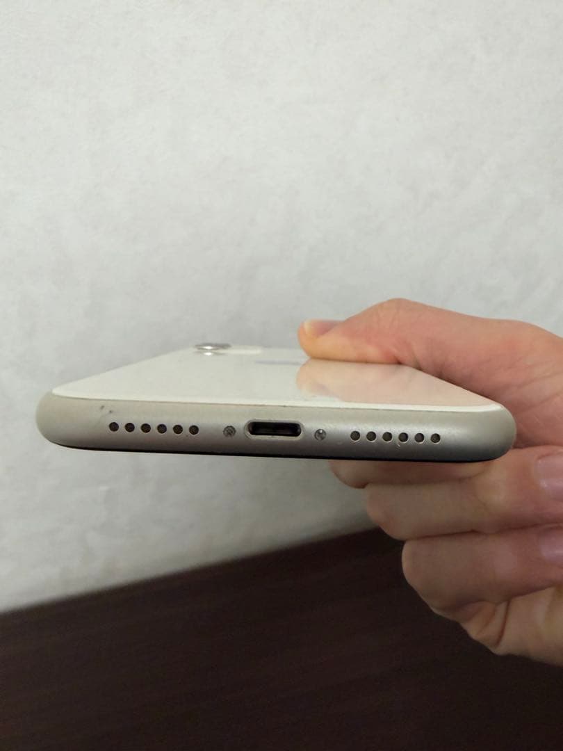 【美品】iPhone11 ホワイト 64GB｜SIMフリー｜残債なし｜動作良好