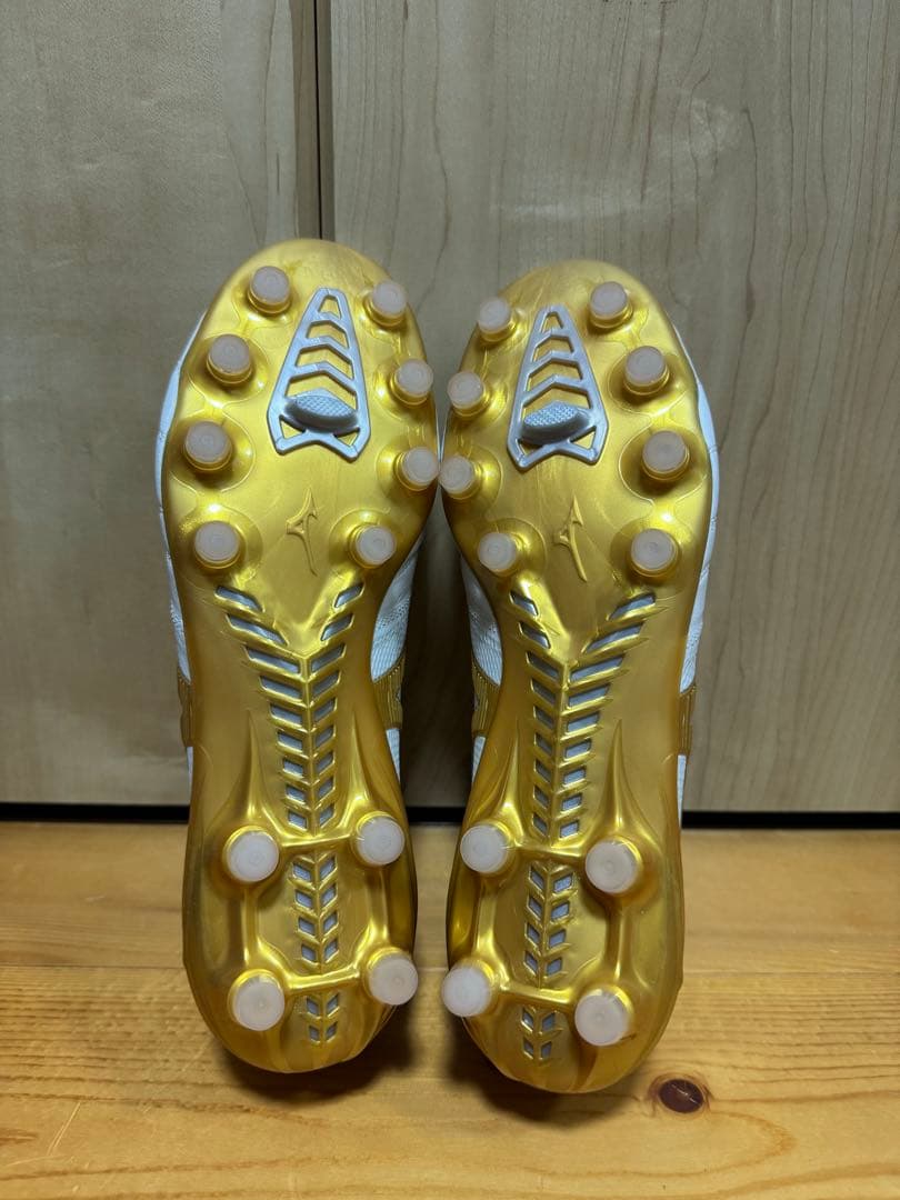 ミズノ　モレリアネオ 4 β JAPAN