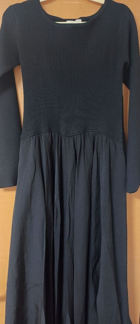 ココディール　ペタルヘムスカートドッキングニットワンピース