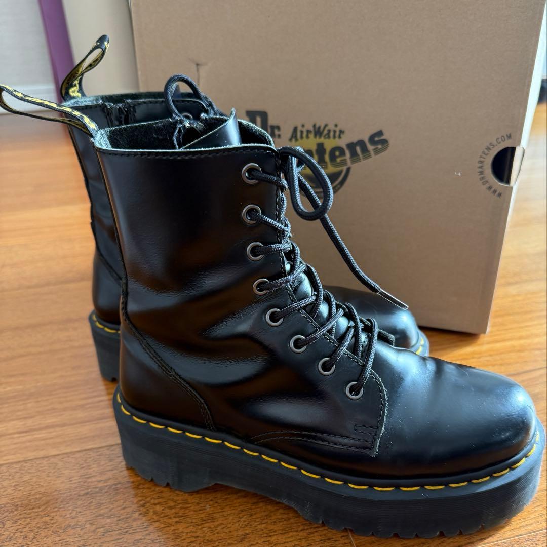 ドクターマーチン　JADON 8ホールブーツ　25センチ