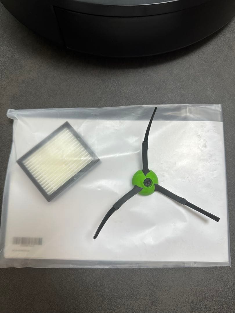 iRobot Roomba j7+ロボット掃除機