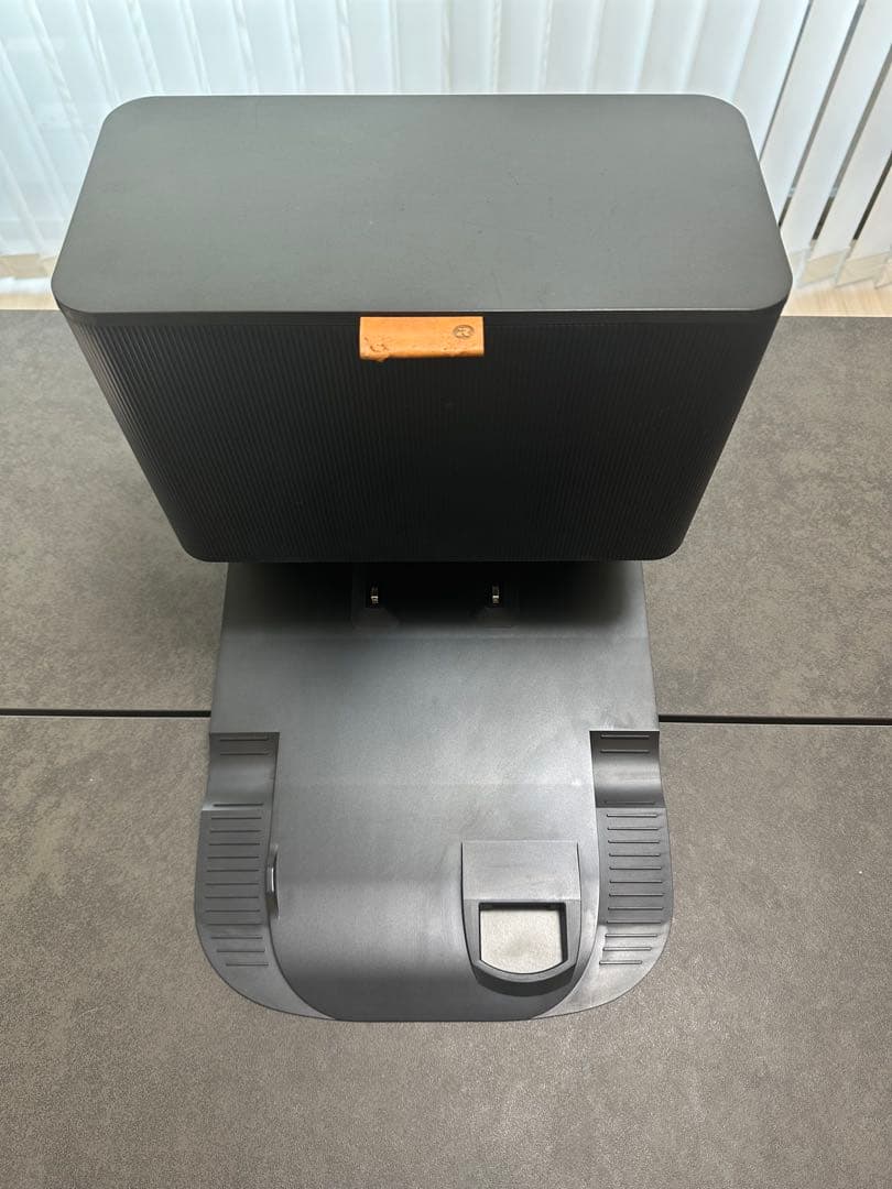 iRobot Roomba j7+ロボット掃除機