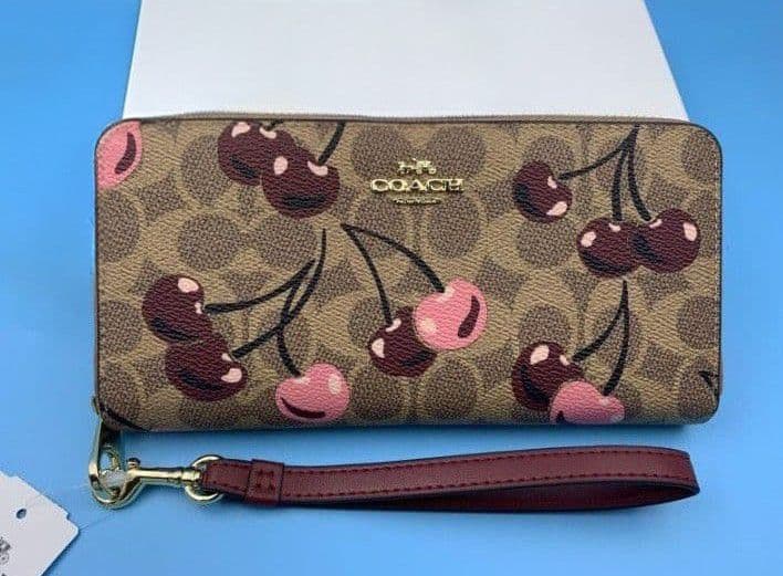 新品未使用コーチ長財布チェリーさくらんぼ柄ブラウンレディースメンズ送料無料
