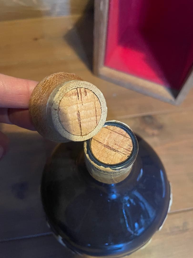 サントリー　ザ・ウィスキー　有田焼