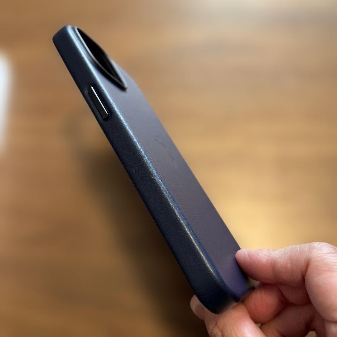 Apple iPhone 14 Leather Case ネイビー