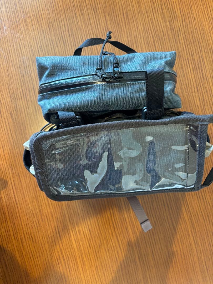 RawLow Mountain Works Bike’n Hikeフロントバッグ