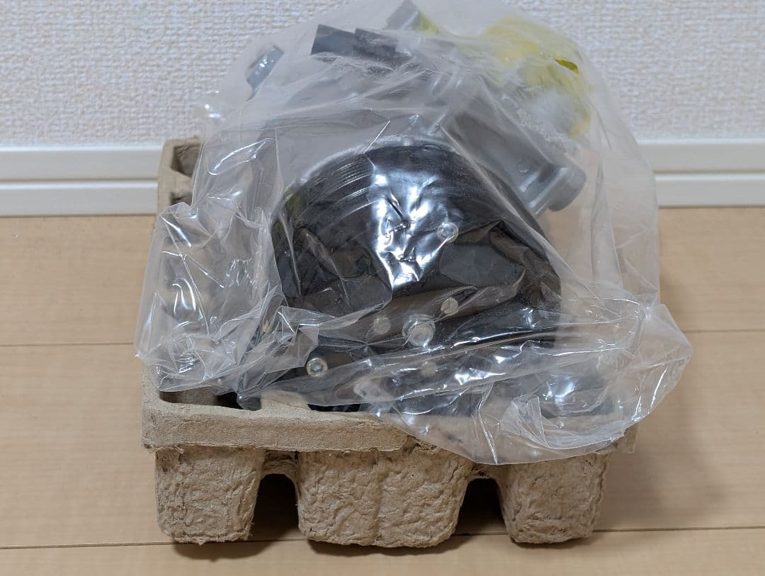 【新品】メルセデスベンツ用　エアコン・コンプレッサー