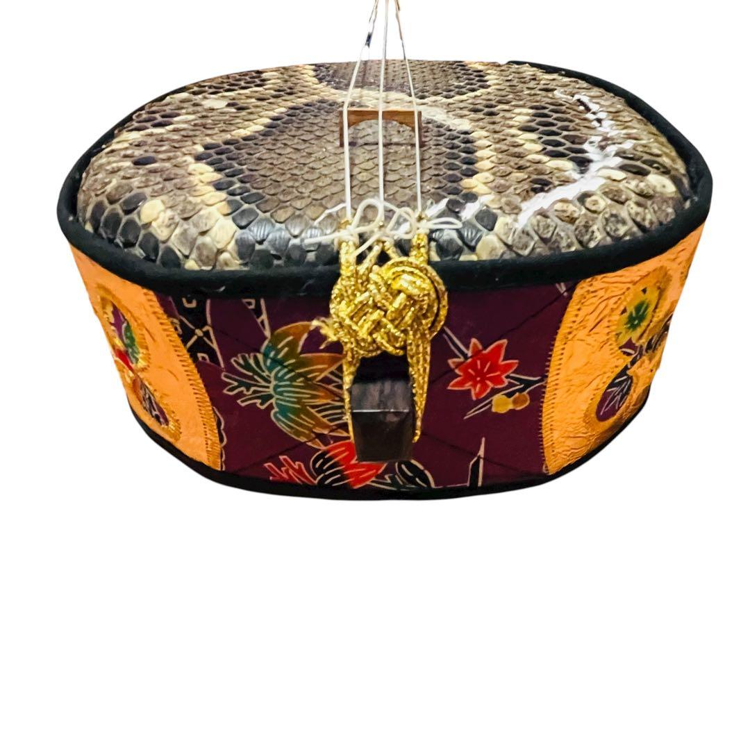 ジャンク　三線 本蛇皮 ソフトケース付き　破れあり 沖縄　修理・部品取りに