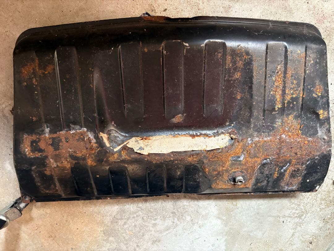 スバル　360 純正　ガソリン　フューエル　タンク